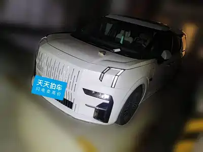 ZEEKR 009 2023