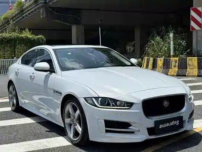 Jaguar XE 2015