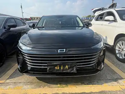 Besturn B70 2024