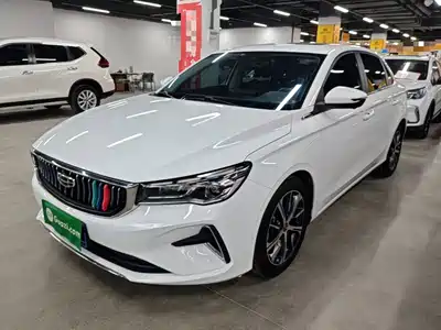 Geely Emgrand 2021