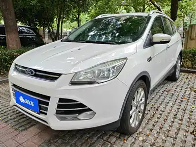 Ford Kuga 2015