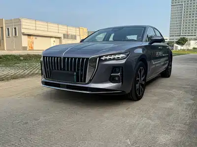 Hongqi H5 PHEV 2025