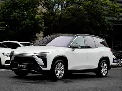 NIO ES8 2021
