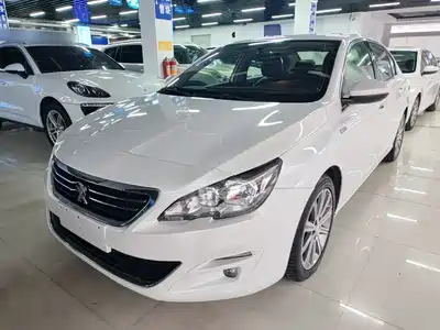 Peugeot 408 2016