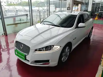 Jaguar XF 2016
