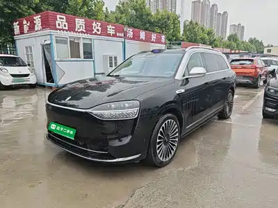 AITO Wenjie M9 2025