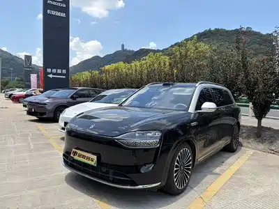 AITO Wenjie M9 2024