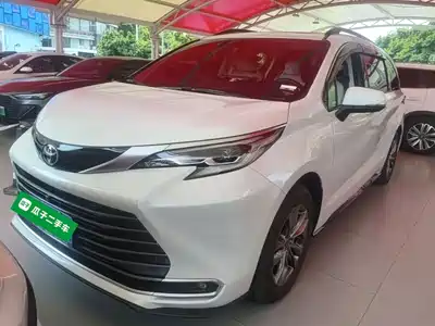 Toyota Sienna 2026