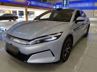 BYD Han L 2025