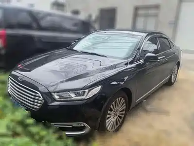 Ford Taurus 2019