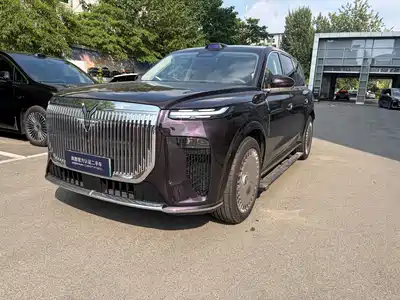 Voyah Auto Taisan 2025