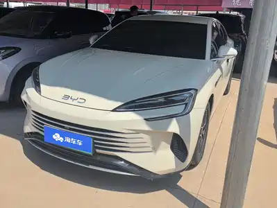 BYD Seal 07 DM-i 2024