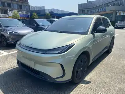 ARCFOX T1 2025