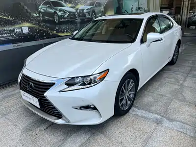 Lexus ES 2017