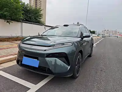 BYD Tang L 2025