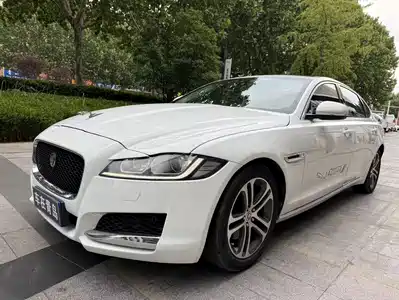 Jaguar XFL 2017