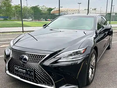 Lexus LS 2020