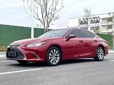 Lexus ES 2019