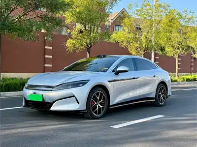 BYD Han L 2025