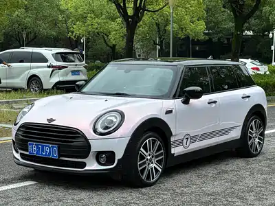 MINI CLUBMAN 2021