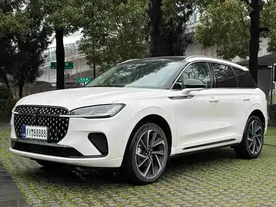 Lincoln Adventurer 2024