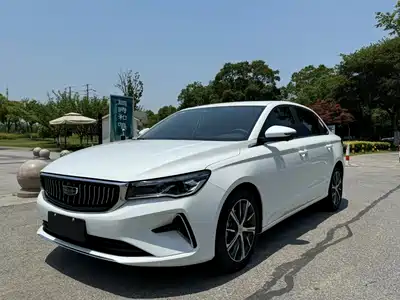 Geely Emgrand 2023