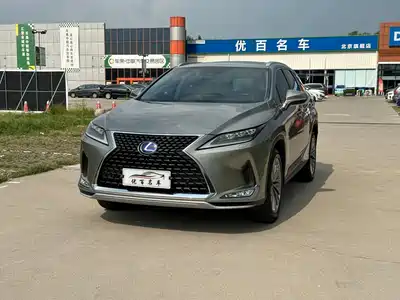 Lexus RX 2021