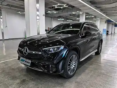 Mercedes-Benz GLC 2023