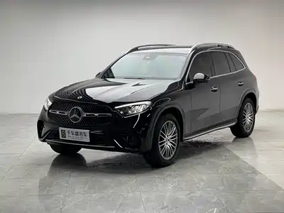 Mercedes-Benz GLC 2025