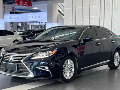 Lexus ES 2018