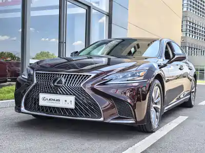 Lexus LS 2019