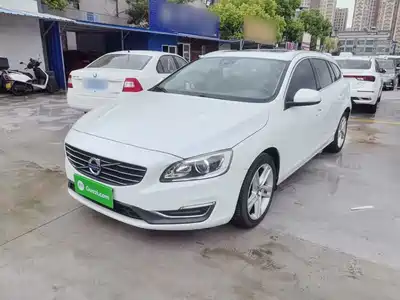 Volvo V60 2015