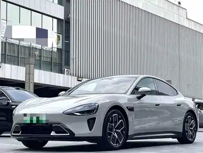 Xiaomi Auto SU7 2024