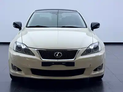 Lexus IS 2010