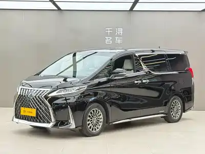 Lexus LM 2020