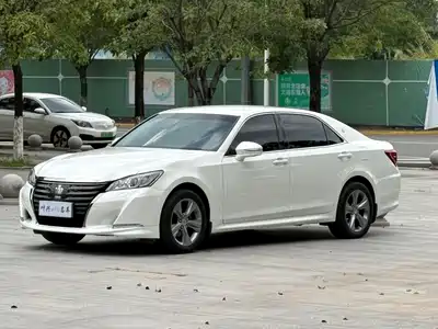 Toyota Crown 2019