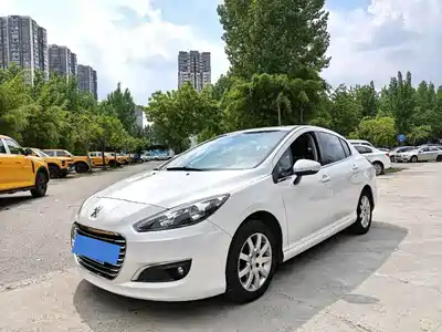 Peugeot 308 2016