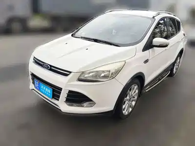 Ford Kuga 2015