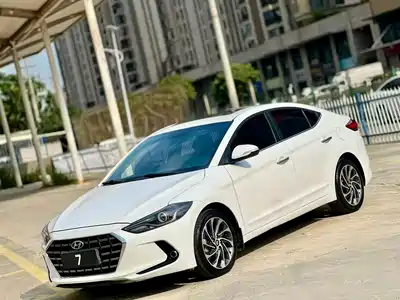 Hyundai Elantra 2020