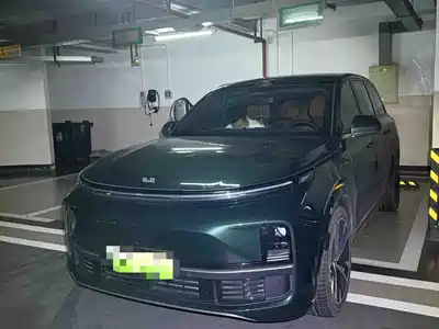 Li Auto L9 2025