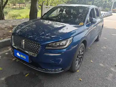 Lincoln Adventurer 2020