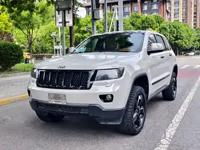 Jeep Grand Cherokee (Import) 2012