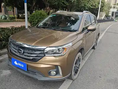 GAC Trumpchi GS4 2015