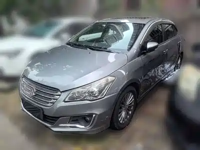 Suzuki Alivio 2015