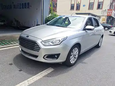 Ford Escort 2015