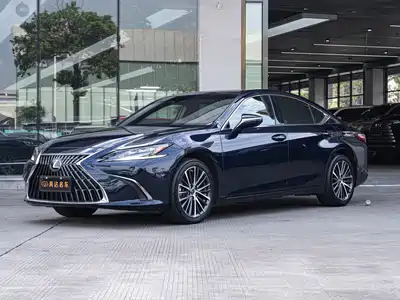 Lexus ES 2024