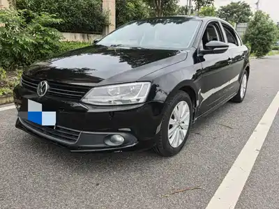 Volkswagen Sagitar 2014