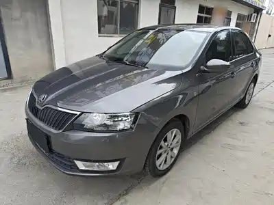 Škoda Rapid 2015