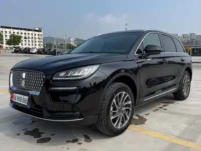 Lincoln Adventurer 2023