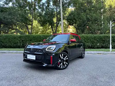 MINI JCW COUNTRYMAN 2025